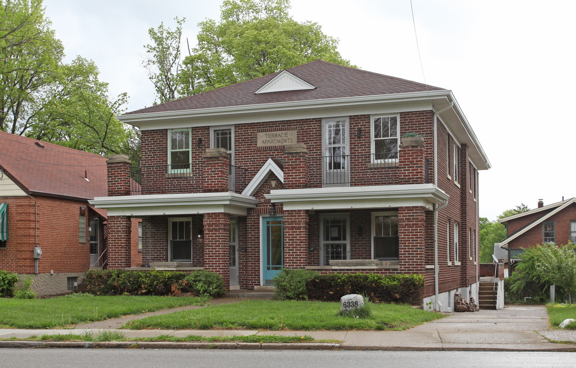 6338 Hamilton Ave in Cincinnati, OH - Foto de edificio