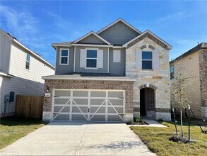 6421 Wagon Spring St in Austin, TX - Building Photo - Building Photo
