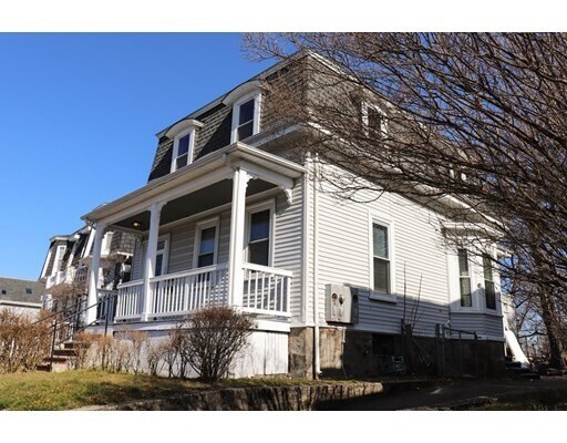 30 Woodbine St-Unit -1 in Boston, MA - Foto de edificio - Building Photo