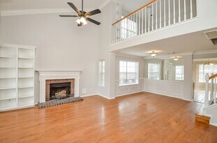 1206 Green Knoll Dr in Sugar Land, TX - Building Photo