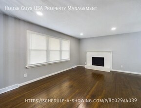 8659 E 109 St in Kansas City, MO - Building Photo - Building Photo