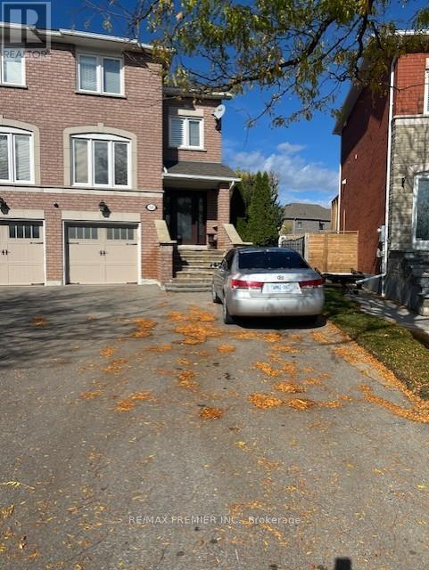 56 Isa Ct in Vaughan, ON - Building Photo - Building Photo