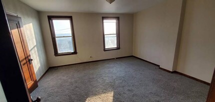 860 railroad st, Unit 4 in Mckees Rocks, PA - Building Photo - Building Photo