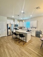 3256 Sailing Pier Ave in Oakland, FL - Building Photo - Building Photo