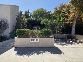 18350 Hatteras St, Unit 181 in Los Angeles, CA - Building Photo