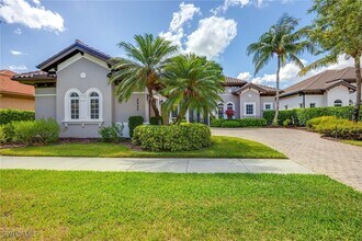 8902 Shenendoah Cir in Naples, FL - Building Photo - Building Photo