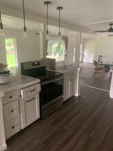 1750 Ahiahi Rd, Unit B in Kapaa, HI - Foto de edificio - Building Photo