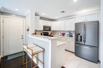 3204 Appleton Way in Whippany, NJ - Building Photo - Building Photo