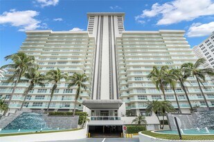 3900 Galt Ocean Dr in Fort Lauderdale, FL - Building Photo
