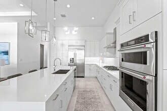 10099 Regency Wy in Palm Beach Gardens, FL - Building Photo - Building Photo