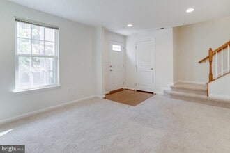 7216 Sugar Magnolia Ln in Elkridge, MD - Building Photo - Building Photo