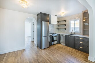 1126 E Polk St in Phoenix, AZ - Building Photo - Building Photo