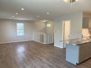 1207 Centaur Cir-Unit -Unit B in Lafayette, CO - Building Photo - Building Photo