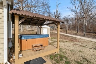 73 Truetken Point in Lake Ozark, MO - Building Photo - Building Photo