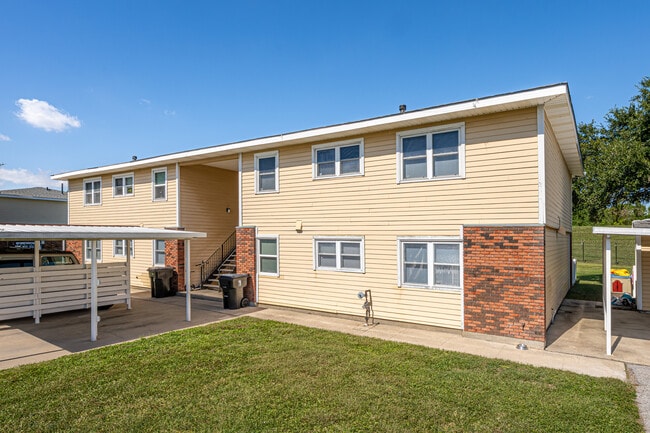 Village at Federal City - MilitaryHousing in New Orleans, LA - Foto de edificio - Building Photo