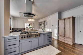 4902 Worth St in Dallas, TX - Foto de edificio - Building Photo