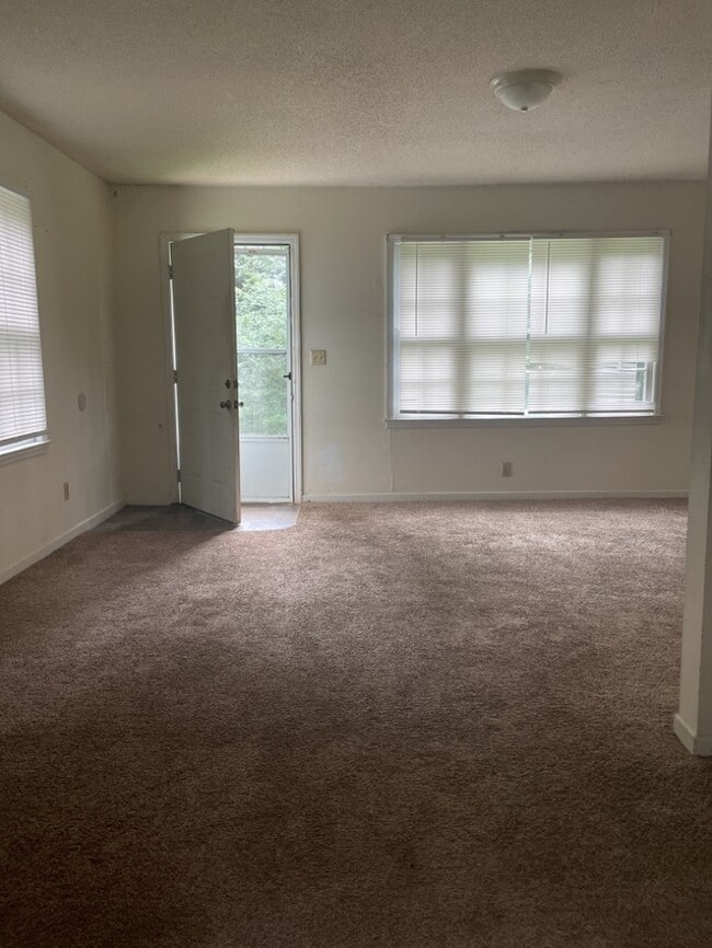 717 Meadowbrook Dr in Spartanburg, SC - Building Photo - Building Photo