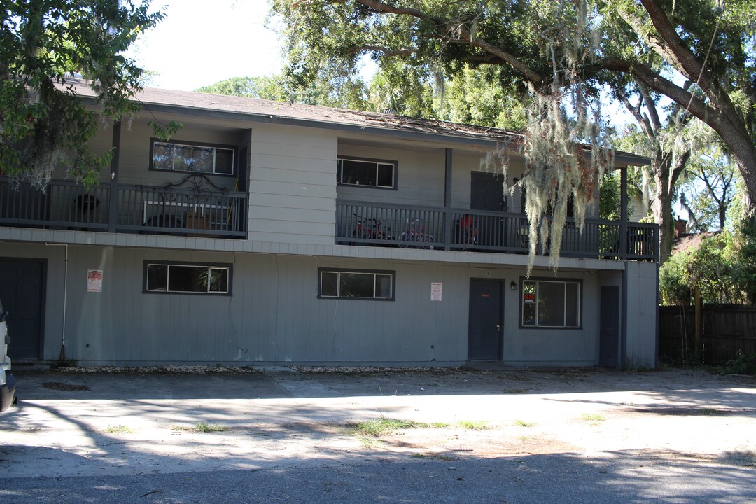 715 Reynolds St in Brunswick, GA - Building Photo