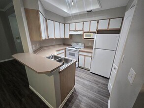 6000-14 Shepherd Mountain Cove in Austin, TX - Building Photo - Building Photo