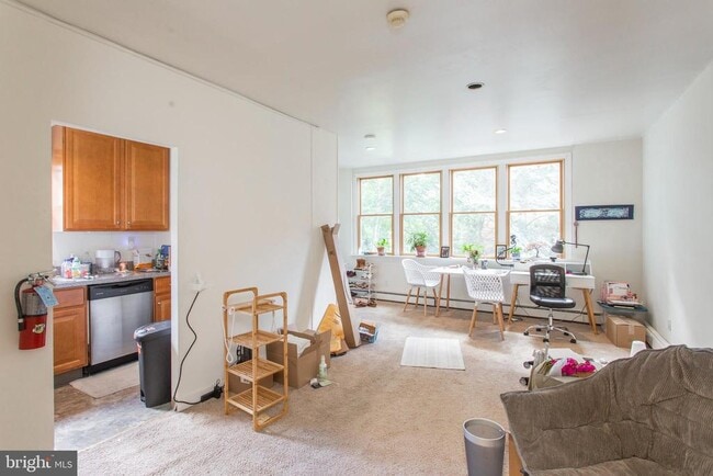 property at 4008 Pine St