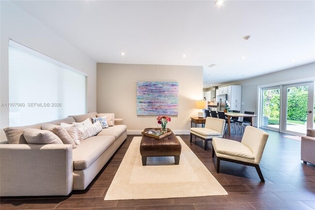 1315 San Ignacio Ave in Coral Gables, FL - Building Photo - Building Photo