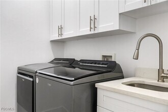 331 NE 7th St in Cape Coral, FL - Building Photo - Building Photo