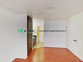 2225 23rd Ave-Unit -Apt A in Oakland, CA - Building Photo - Building Photo