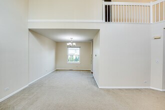 3951 Nicholas Ct in Aurora, IL - Building Photo - Building Photo