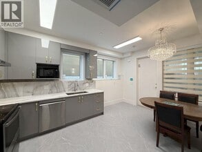 10XX E 62nd Ave in Vancouver, BC - Building Photo - Building Photo