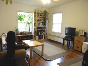 8404 Greenwood Ave in Takoma Park, MD - Building Photo - Building Photo