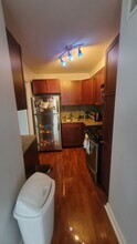 2800 N Lake Shore Dr, Unit 413 in Chicago, IL - Building Photo - Building Photo