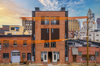 1326 Nectarine St in Philadelphia, PA - Building Photo - Building Photo