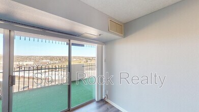 411 Lakewood Cir in Colorado Springs, CO - Building Photo - Building Photo