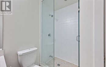 20-320 Bruyeres Mews in Toronto, ON - Building Photo - Building Photo