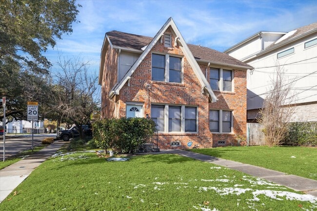 property at 1536 Michigan St