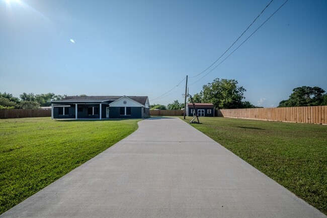 property at 1102 Crosby Dayton Rd
