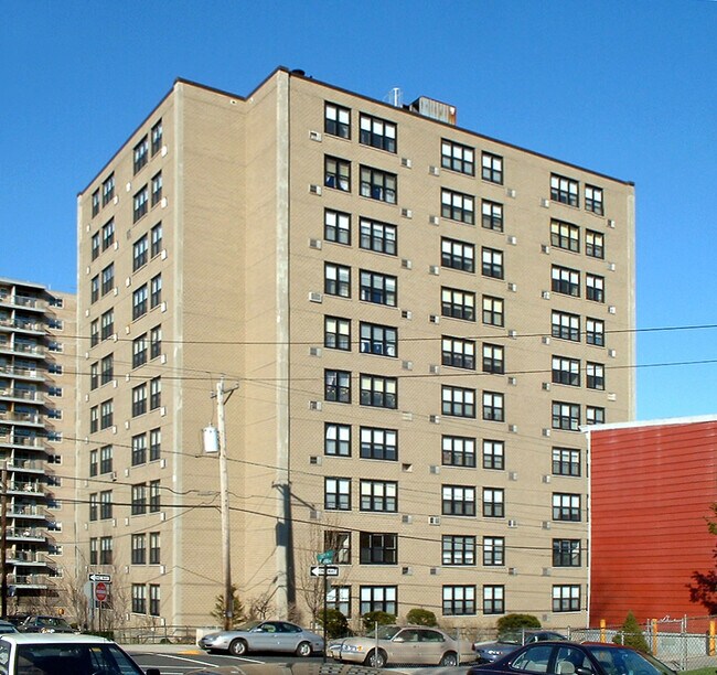 Herman G. Klein Towers Apartments Guttenberg, NJ Apartments For Rent