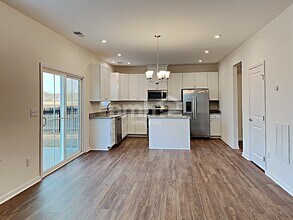 5029 Twin River Dr in Denver, NC - Building Photo - Building Photo