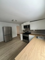 20 Kittanning Pike in Pittsburgh, PA - Building Photo