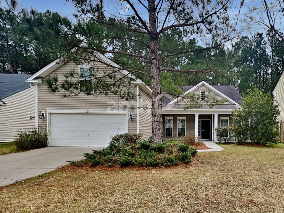 125 Sweet Alyssum Dr in Ladson, SC - Building Photo