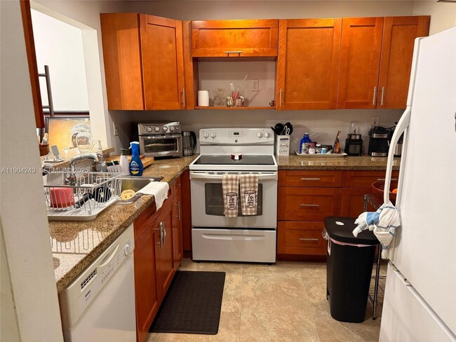 12035 NE 2nd Ave in North Miami, FL - Building Photo - Building Photo