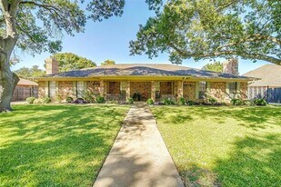 4860 Ledgestone Ct in Fort Worth, TX - Building Photo
