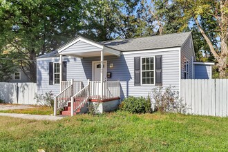 2662 Hull St in North Charleston, SC - Foto de edificio - Building Photo