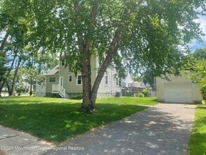 144 Spring St in Red Bank, NJ - Building Photo - Building Photo