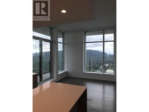 3809-3809 Evergreen Pl in Burnaby, BC - Building Photo - Building Photo