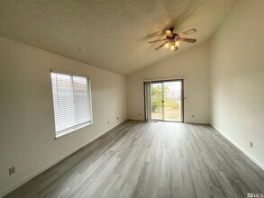 792 Diogenes Dr in Reno, NV - Building Photo - Building Photo