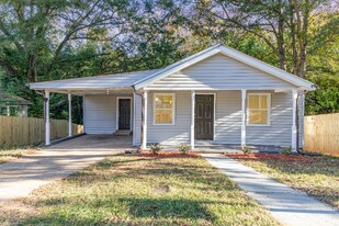 211 Putnam St in Shelby, NC - Building Photo