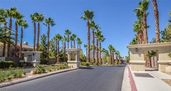 9050 W Warm Springs Rd in Las Vegas, NV - Building Photo