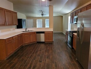 11704 Dunblane Way in Austin, TX - Building Photo - Building Photo