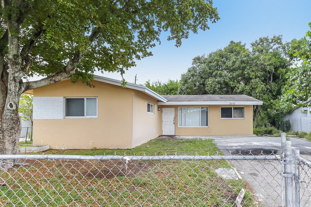 3140 NW 4th Pl in Fort Lauderdale, FL - Building Photo